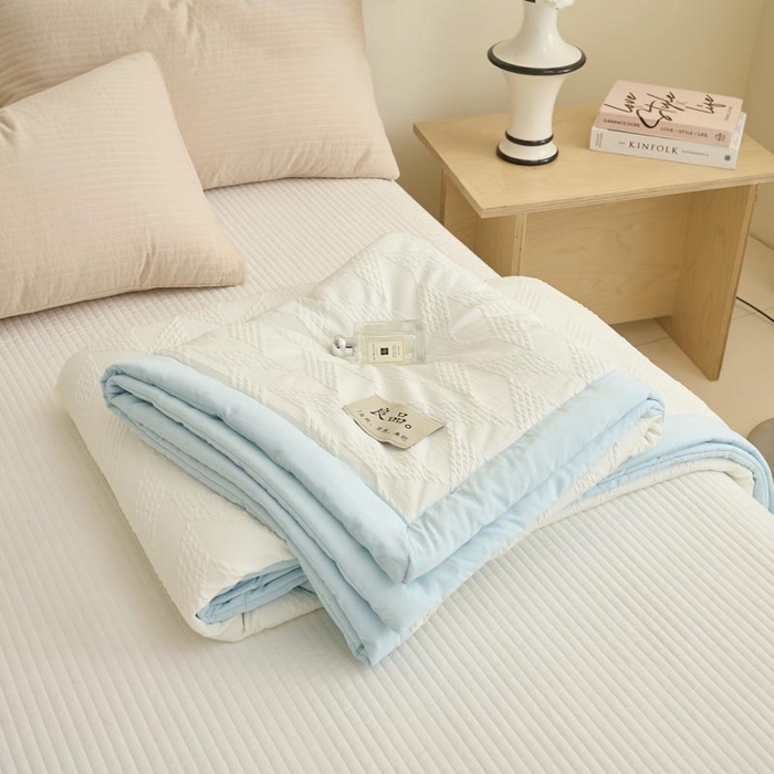 91家纺网 家纺一手货源 找家纺 子由家居 2025新款针织菱形格提花大豆被被子被芯 菱形格-天蓝