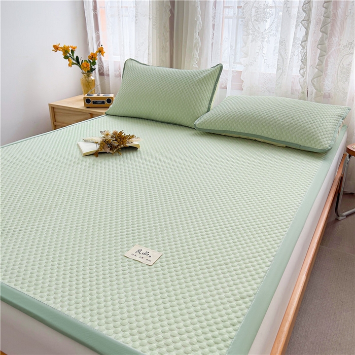 91家纺网 家纺一手货源 找家纺 喜居 2025新款无印风豆豆席宽边平席冰豆豆凉豆豆凉席 奶昔绿