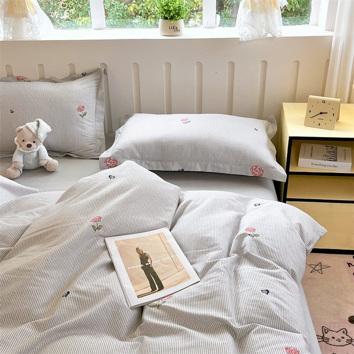 91家纺网 家纺一手货源 找家纺 大吉 2025新款100全棉纯棉喷气小清新被套四件套纯棉三件套床笠四件套单被套单枕套 法南玫瑰