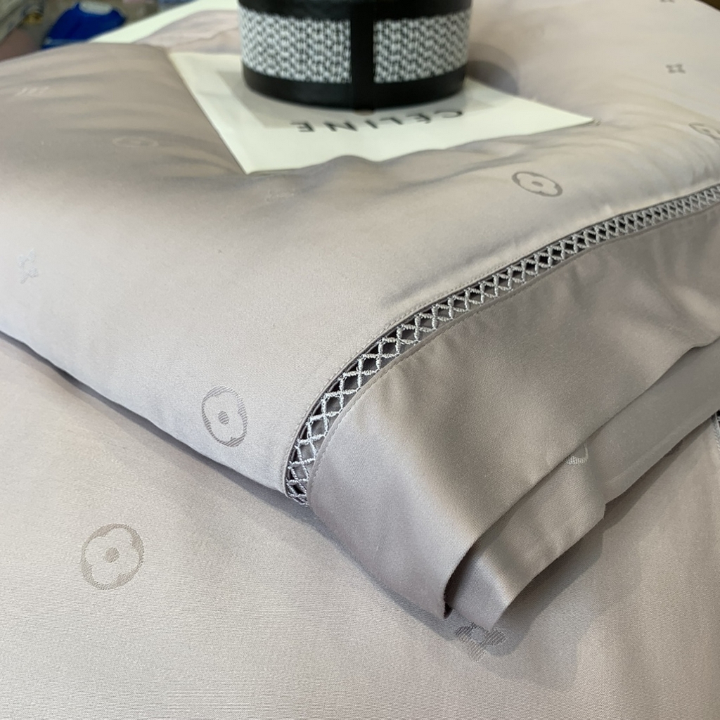 91家纺网 家纺一手货源 找家纺 奈萝家纺 2025新款60S天丝提花夏凉被空调被子被芯 烟熏紫