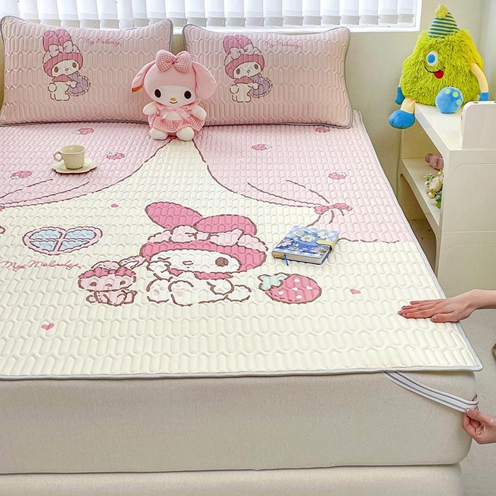 91家纺网 家纺一手货源 找家纺 米帛家纺2025新款大版三丽鸥乳胶凉席-绑带款 窗帘美乐蒂