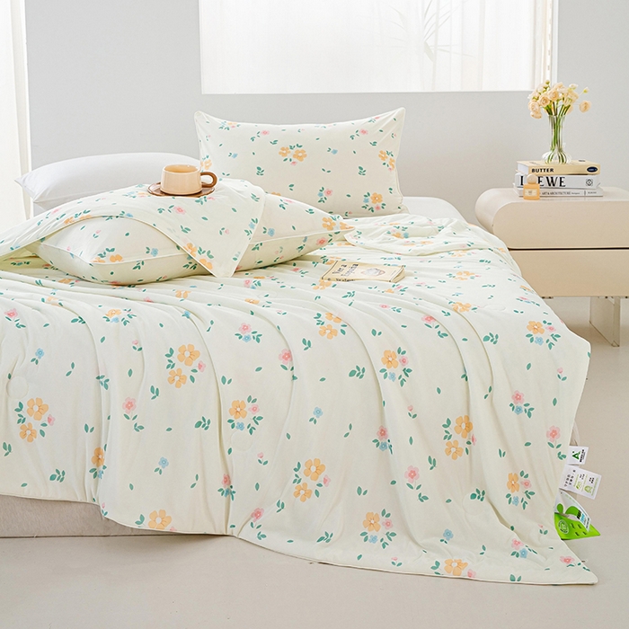 91家纺网 家纺一手货源 找家纺 欧雅搁家纺 2025新款3D数码印花有氨冷感冰激淋凉感丝夏被空调被大豆纤维被子夏凉被 楚楚花颜