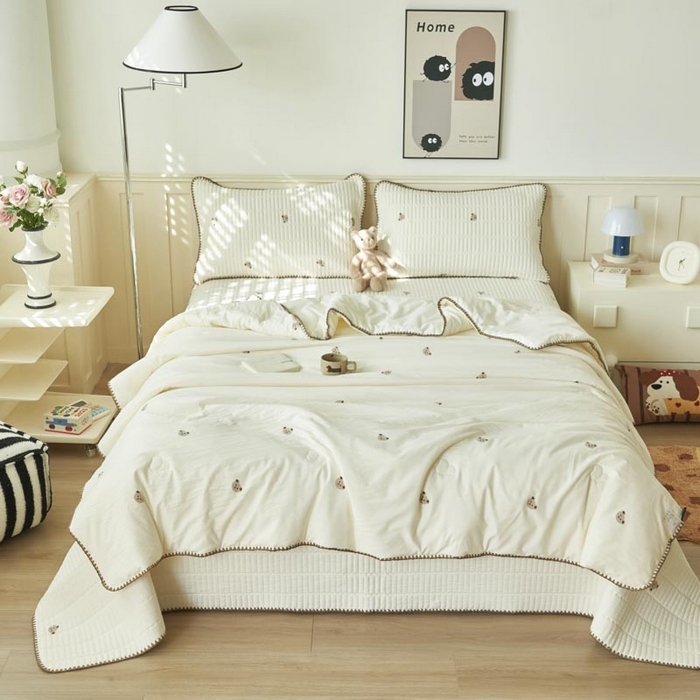 91家纺网 家纺一手货源 找家纺 子由家居 2025新款水洗邹邹纱小清新大豆纤维夏被被子被芯 夏被-小熊