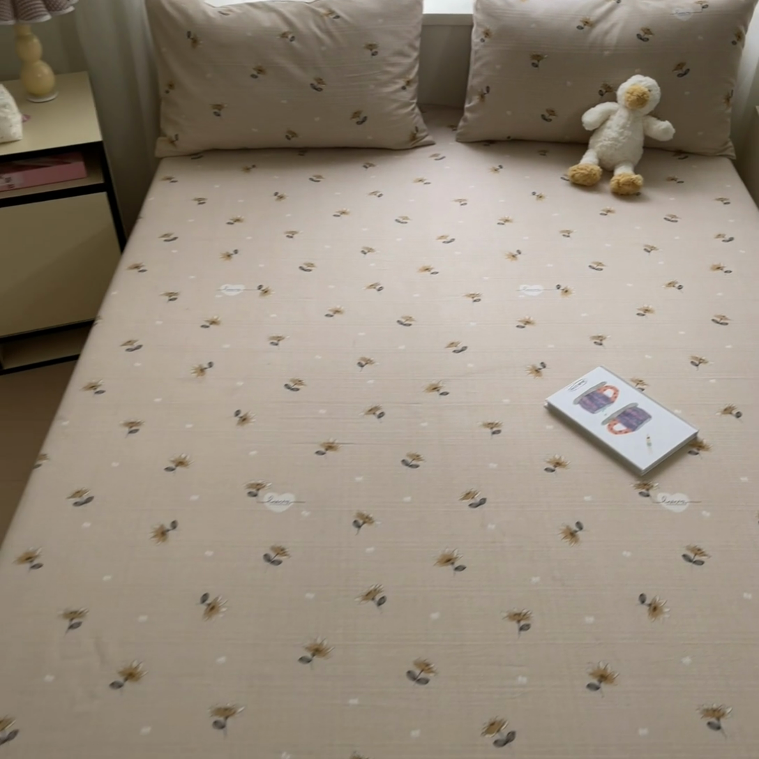 91家纺网 家纺一手货源 找家纺 莱通2025新款原棉老粗布床单 花心浪漫