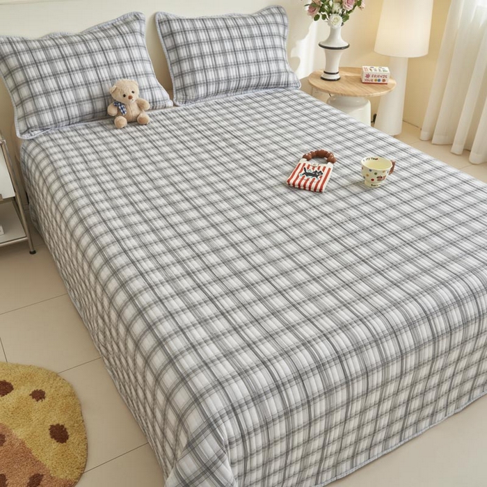 91家纺网 家纺一手货源 找家纺 子由家居 2025新款纯棉印花夹棉床盖 棉花被-灰色格