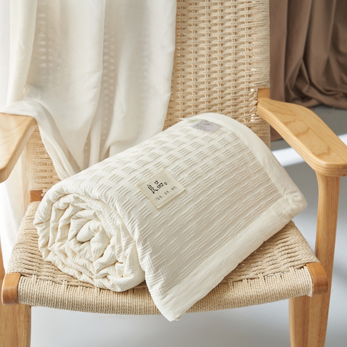 91家纺网 家纺一手货源 找家纺 子由家居 2025新款良品格大豆纤维夏被被子被芯 良品格-米白