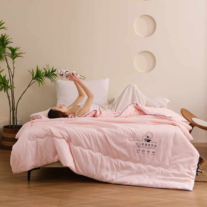 91家纺网 家纺一手货源 找家纺 优布加2025新款亲肤舒适棉花夏被夏凉被空调被 胭脂粉