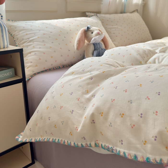 91家纺网 家纺一手货源 找家纺 淑女公社家纺 2025春夏新款 贝壳边双层纱套件 彩色樱桃