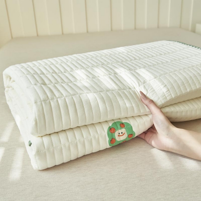 91家纺网 家纺一手货源 找家纺 子由家居 2025新款水洗邹邹纱小清新床盖 床盖-樱桃