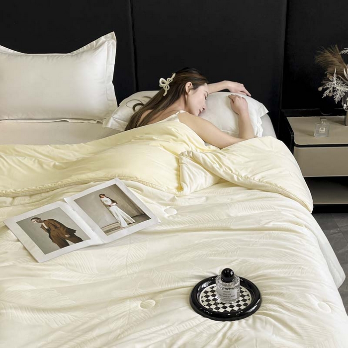 91家纺网 家纺一手货源 找家纺 （总）子由家居 2025新款凉感丝浮雕提花大豆夏被被子被芯