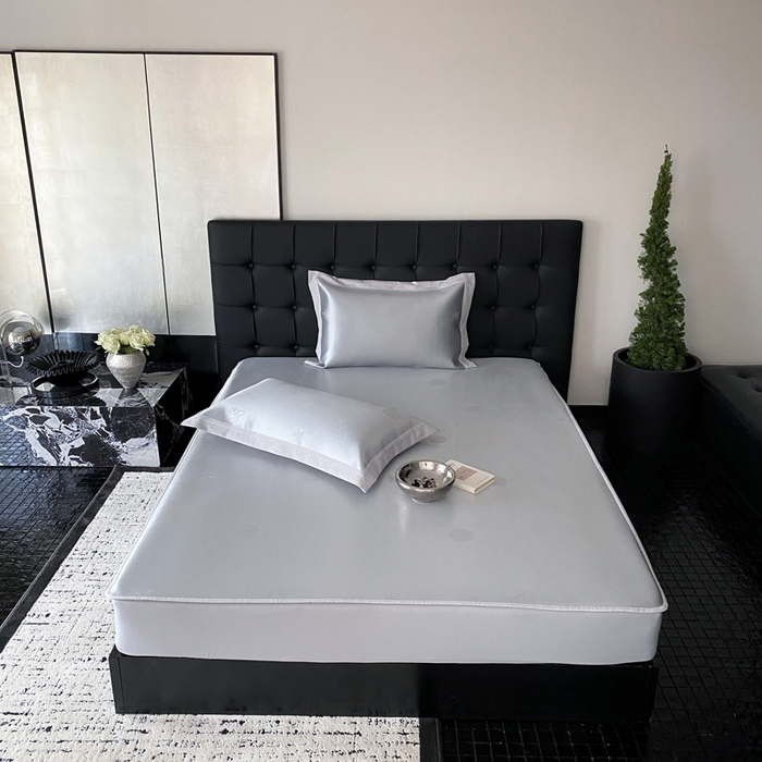 91家纺网 家纺一手货源 找家纺 由有家居 2025新款A类轻奢高精密7A抗菌色织可水洗冰丝床笠款凉席三件套 星球