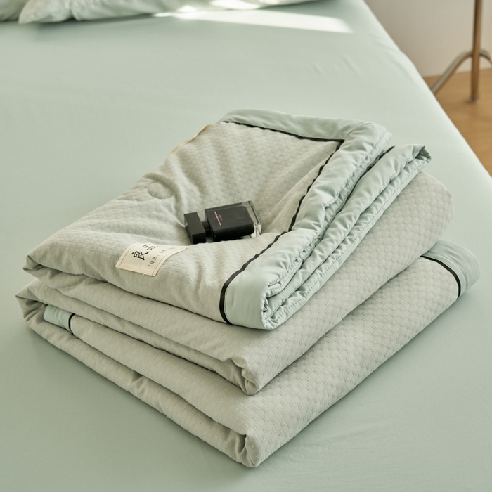 91家纺网 家纺一手货源 找家纺 （总）子由家居 2025新款雪花棉提花大豆被被子被芯