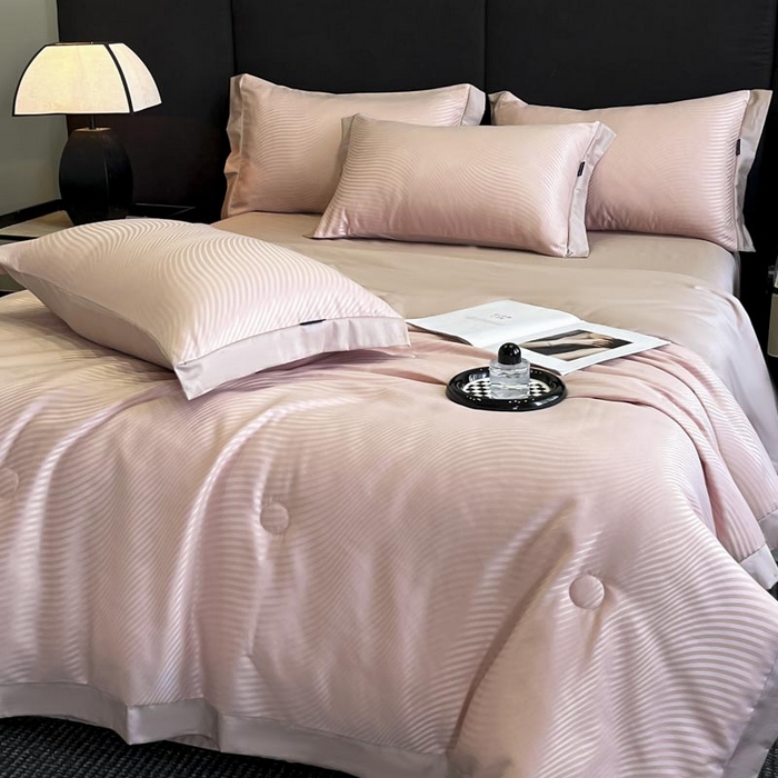 91家纺网 家纺一手货源 找家纺 子由家居 2025新款水洗真丝曲线银丝提花夏被四件套 银丝提花-豆沙