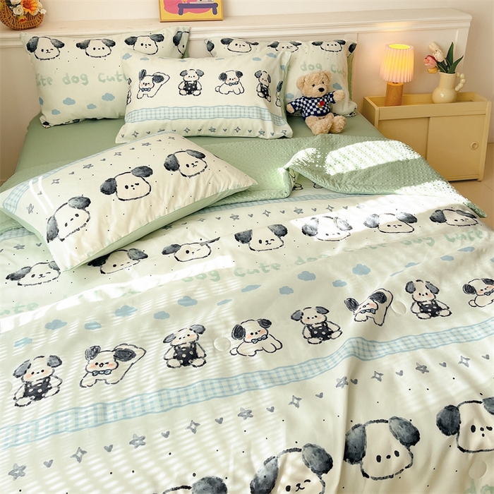 91家纺网 家纺一手货源 找家纺 盛秋家纺 2026新款A类水洗棉豆豆夏被系列 欢乐狗+灰绿