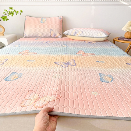 91家纺网 家纺一手货源 找家纺 悦织湾家纺 2025新款床单款乳胶席三件套印花纯色冰丝凉感夏凉席 彩条蝴蝶