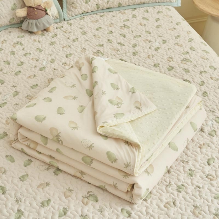 91家纺网 家纺一手货源 找家纺 子由家居 2025新款凉感丝豆豆夏被四件套 凉感豆豆被-草莓