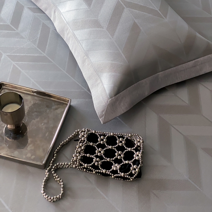 91家纺网 家纺一手货源 找家纺 由有家居 2025新款A类轻奢高精密7A抗菌色织可水洗冰丝床笠款凉席三件套 洛可