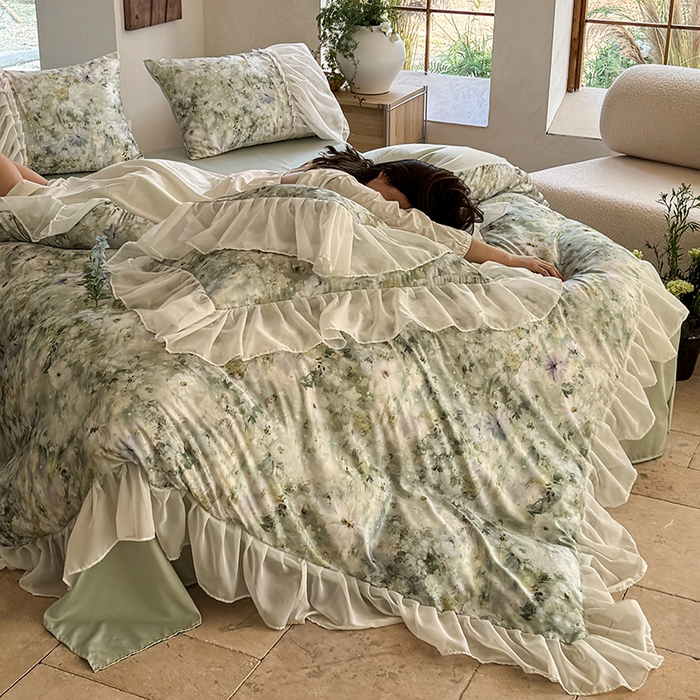 91家纺网 家纺一手货源 找家纺 艾米家居2025春夏新品法式花边天丝棉冰丝四件套 绿野仙踪花边款