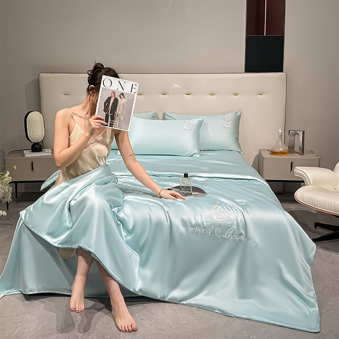 91家纺网 家纺一手货源 找家纺 如一 2025新款水洗冰丝麻绳夏被四件套天鹅系列 天鹅-梵星兰