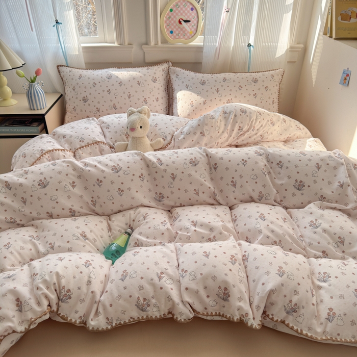 91家纺网 家纺一手货源 找家纺 淑女公社家纺 2025春夏新款 贝壳边双层纱套件 花野兔