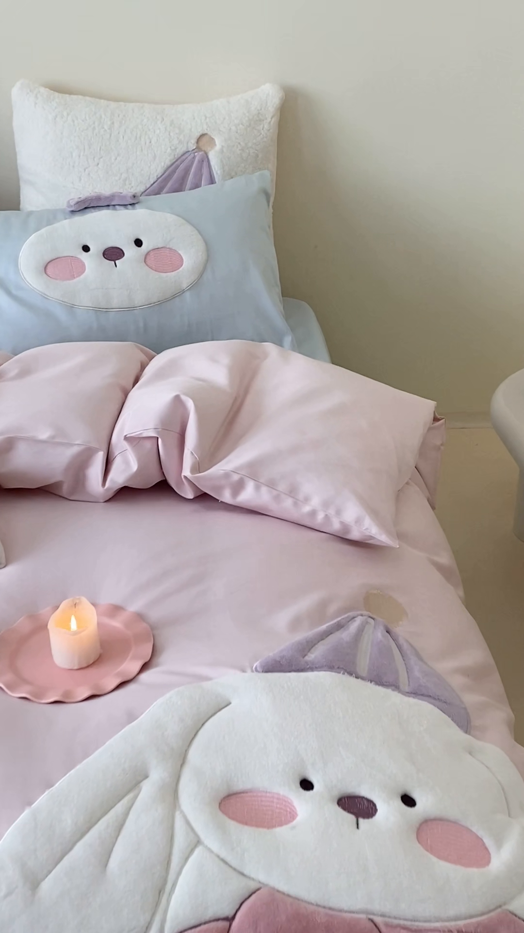 91家纺网 家纺一手货源 找家纺 （总）星野 2025新款双股澳棉精致刺绣四件套-奶油兔