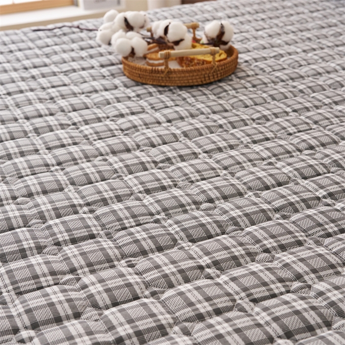 91家纺网 家纺一手货源 找家纺 艺博床垫 2025新款水洗棉棉花床垫成人款 深灰格