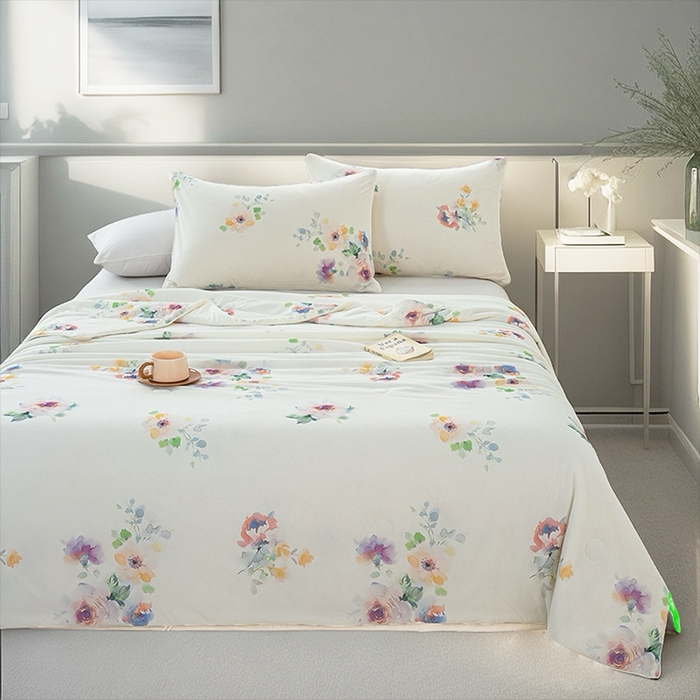 91家纺网 家纺一手货源 找家纺 欧雅搁家纺 2025新款3D数码印花有氨冷感冰激淋凉感丝夏被空调被大豆纤维被子夏凉被 花样晨熙