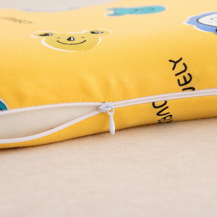 91家纺网 家纺一手货源 找家纺 芯洲 2025年新款猫肚皮枕芯慢回弹牛奶丝卡通记忆枕头 蓝 绿 黄 粉 咖 随机花型颜色可选  30*50cm