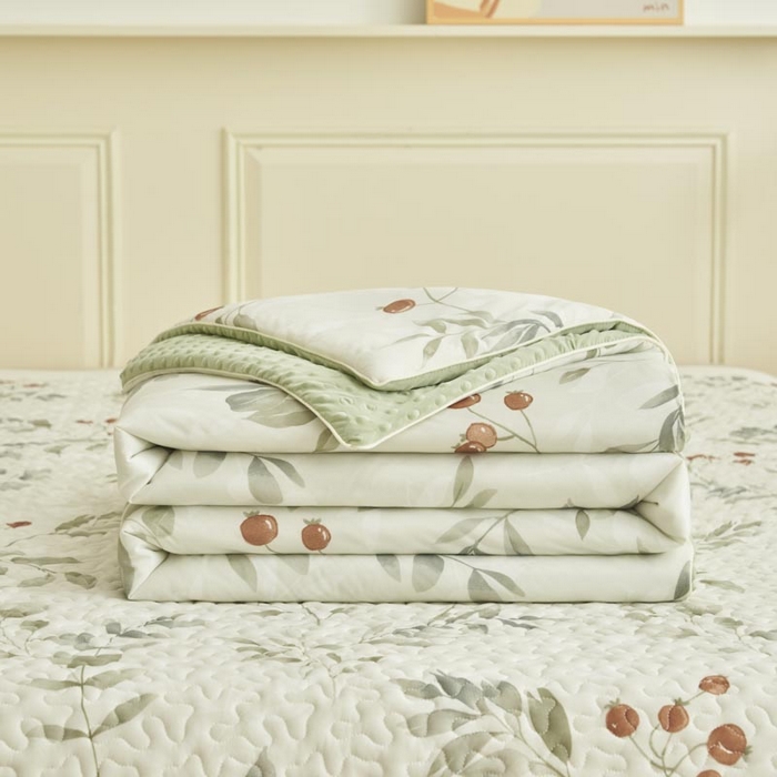 91家纺网 家纺一手货源 找家纺 子由家居 2025新款凉感丝豆豆夏被四件套 凉感豆豆被-硕果累累