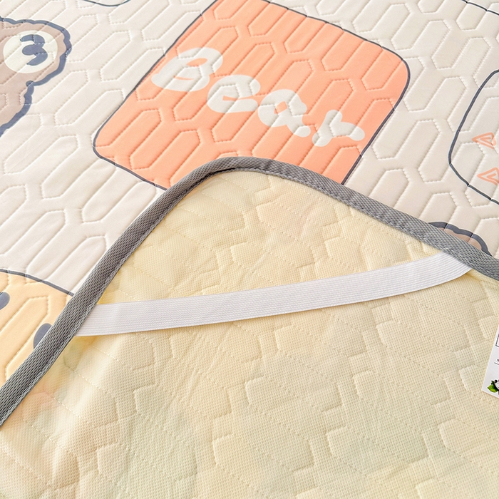 91家纺网 家纺一手货源 找家纺 悦织湾家纺 2025新款床单款乳胶席三件套印花纯色冰丝凉感夏凉席 饼干熊