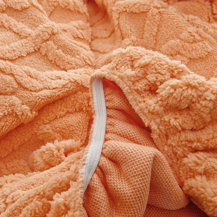 91家纺网 家纺一手货源 找家纺 （总）启博家纺 2025新款提花绒功能款毛毛虫沙发套