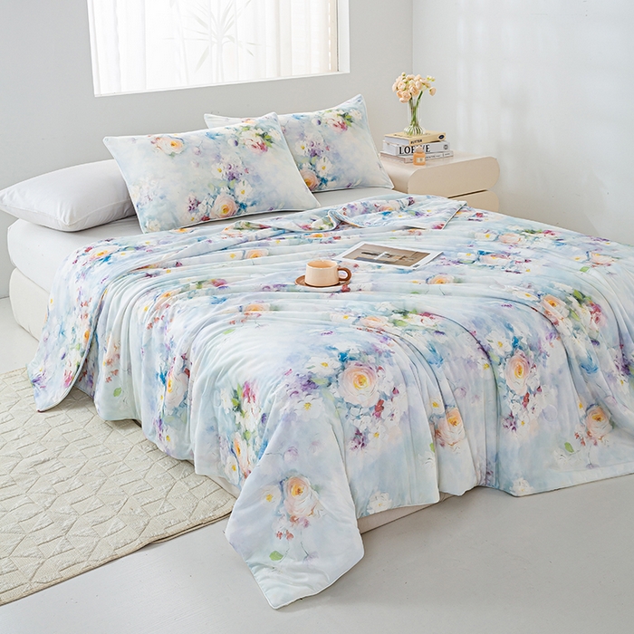 91家纺网 家纺一手货源 找家纺 欧雅搁家纺 2025新款3D数码印花有氨冷感冰激淋凉感丝夏被空调被大豆纤维被子夏凉被 花城秘境