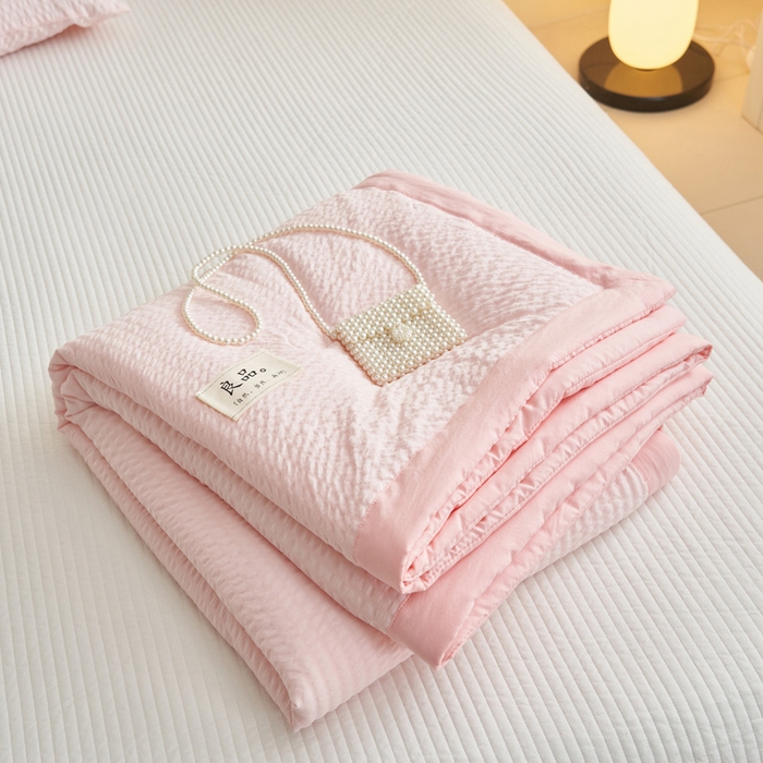 91家纺网 家纺一手货源 找家纺 子由家居 2025新款水洗棉泡泡格大豆纤维夏被被子被芯 泡泡格-浅粉