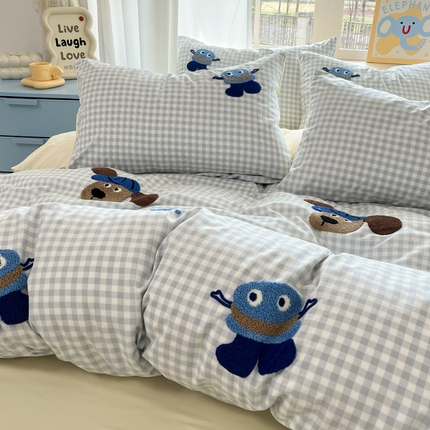 91家纺网 家纺一手货源 找家纺 乐坊2025新款云朵棉毛巾绣四件套 小狗汉堡