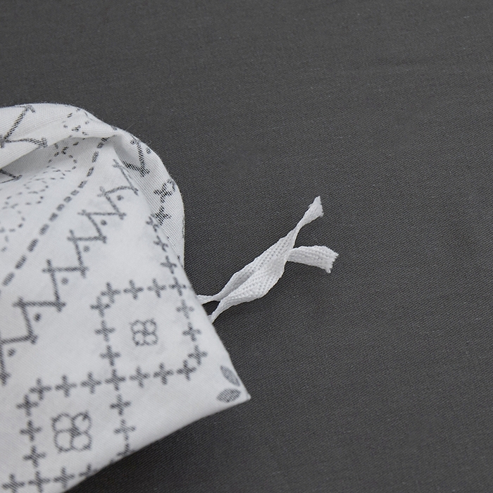 91家纺网 家纺一手货源 找家纺 花西夫人2025新款13372纯棉印花全棉四件套床单床笠款波西米亚-高级灰