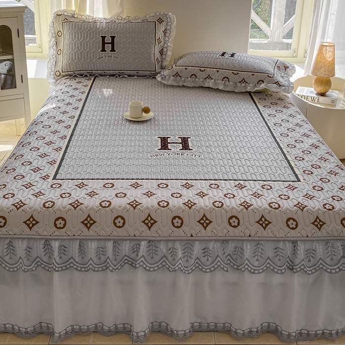 91家纺网 家纺一手货源 找家纺 麋兔 2025新款冰丝床裙乳胶凉席席子 大H