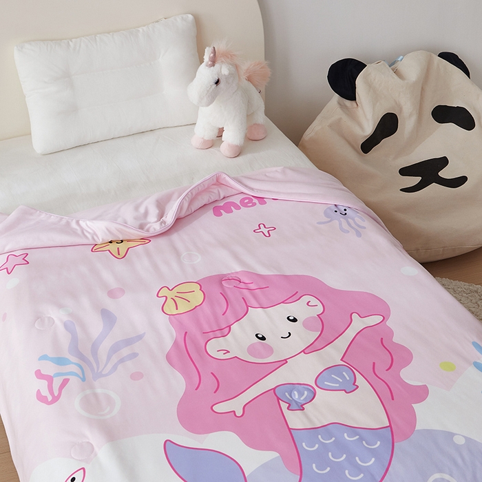 91家纺网 家纺一手货源 找家纺 荷马之梦 2025新款卡通数码印花大版针织棉儿童夏被-绵绵系列 小美人鱼