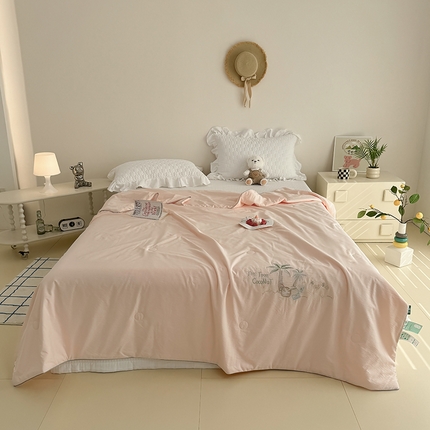 91家纺网 家纺一手货源 找家纺 云锦2025新款春夏小冰椰夏凉被系列 小冰椰-浅玉