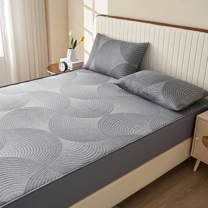 91家纺网 家纺一手货源 找家纺 梦镜家纺 2025新款A类防尘亲肤针织床笠 波纹圆-深灰