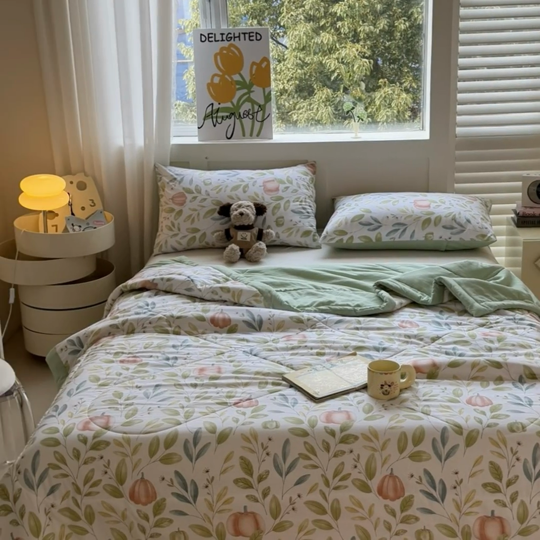 91家纺网 家纺一手货源 找家纺 雅颂缘 2025新款印花水洗棉新疆棉花夏被 半亩花田