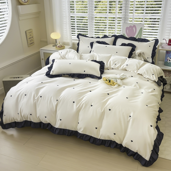 91家纺网 家纺一手货源 找家纺 （总）老K (原美阁） 2025新款夏季赫本风水洗真丝四件套 花边韩版公主风冰丝四件套