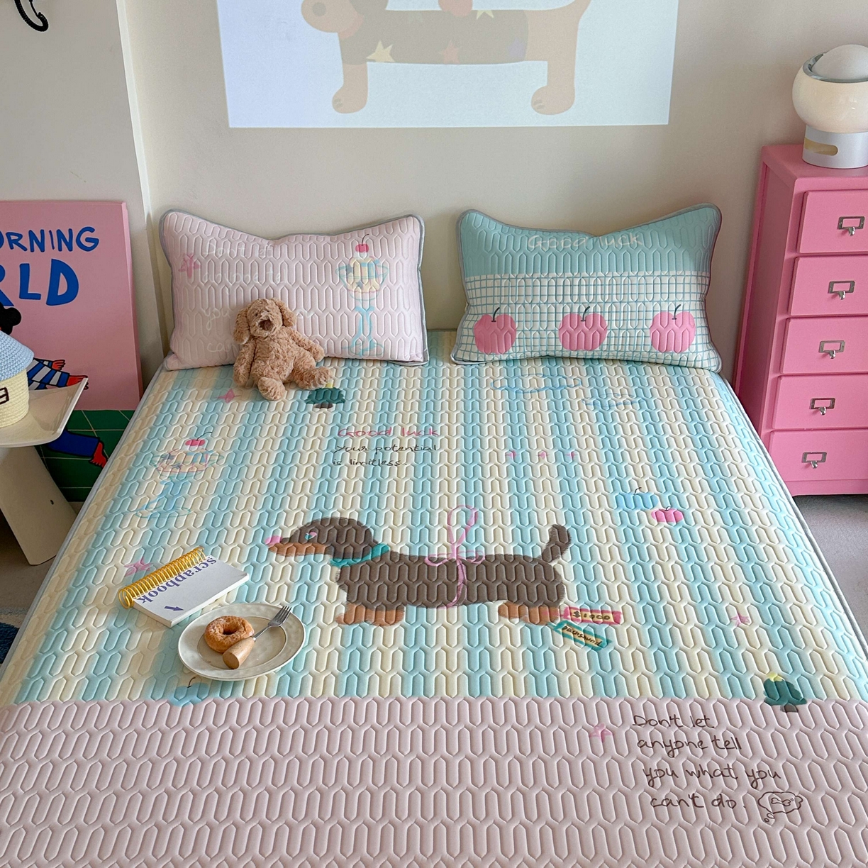 91家纺网 家纺一手货源 找家纺 美乐迪家纺2025新款凉感丝乳胶凉席夏被夏凉被空调被 露丝的腊肠狗