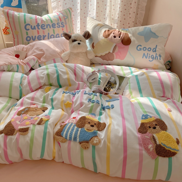 91家纺网 家纺一手货源 找家纺 慕澄家纺 2025新款毛巾绣小清新四件套 彩条狗狗