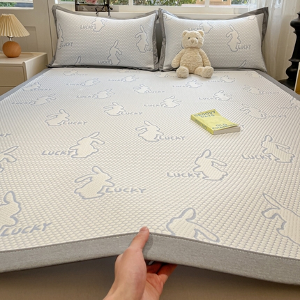 雅居纺家纺 2025春夏新款A类加厚三明治底提花凉感席床席款 小兔子-蓝