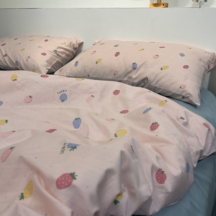 花西夫人2025新款13372纯棉印花全棉四件套床单床笠款草莓奶昔-天蓝
