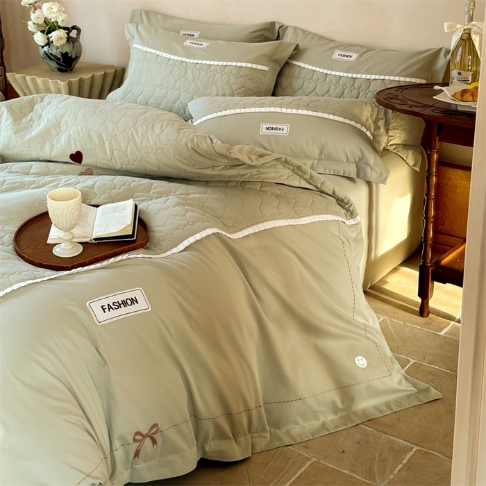 91家纺网 家纺一手货源 找家纺 （总）宏羽纺 2025新款全棉绗缝加厚磨毛四件套