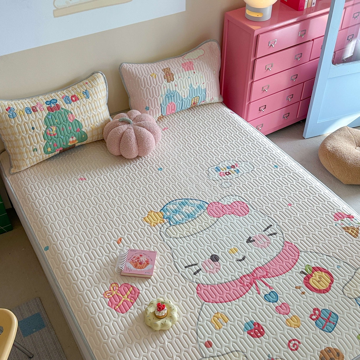 91家纺网 家纺一手货源 找家纺 美乐迪家纺2025新款凉感丝乳胶凉席夏被夏凉被空调被 派对小猫