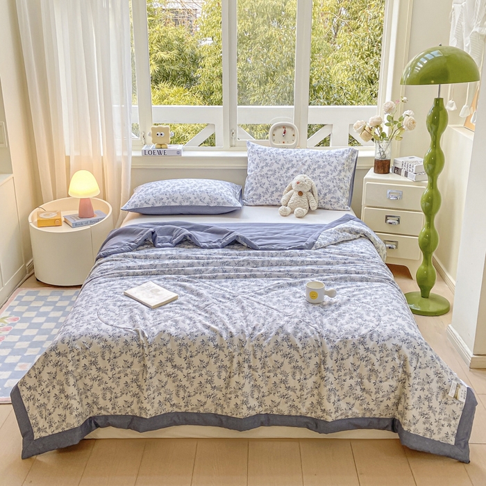 91家纺网 家纺一手货源 找家纺 沃尔居 2025新款双面全棉印花夏被可机洗小清新纯棉夏凉被薄被芯空调被子 墨兰