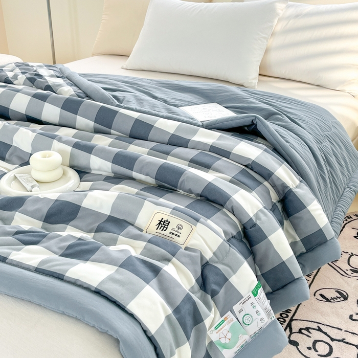 91家纺网 家纺一手货源 找家纺 爱宝被业 2025新款A类无印风针织棉新疆棉花夏被 云舒