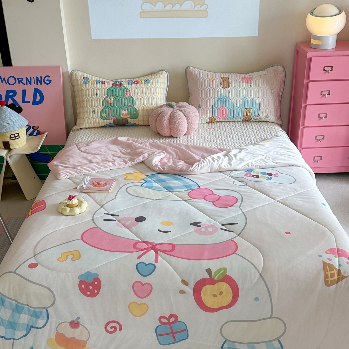 91家纺网 家纺一手货源 找家纺 美乐迪家纺2025新款凉感丝乳胶凉席夏被夏凉被空调被 派对小猫